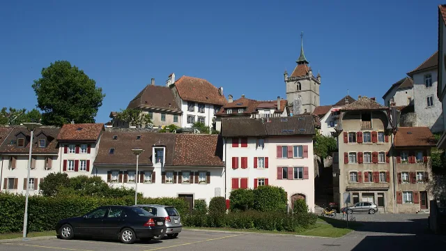 Umzug in Estavayer – Bildmotiv: Altstadt von Estavayer-le-Lac