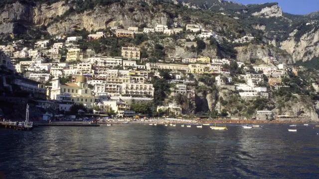 Umzug nach Italien – Bildmotiv: AmalfiküstePositano