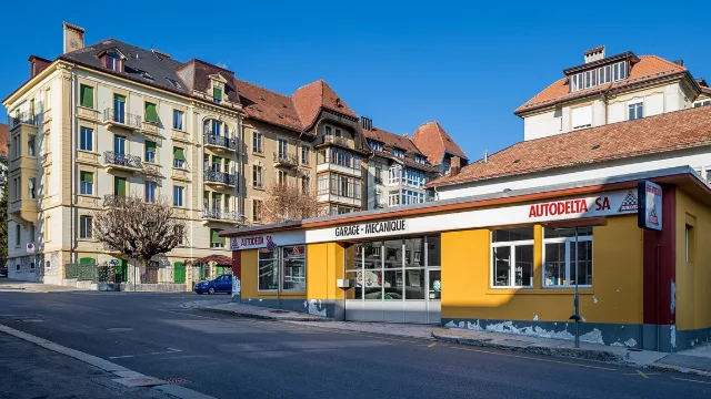 Umzug in La Chaux-de-Fonds – Bildmotiv: Ecke Rue de la Fusion und Rue du Parc