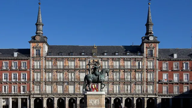 Umzug nach Madrid: Plaza Mayor
