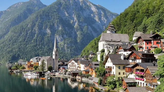 Umzug nach Österreich – Bildmotiv: Hallstatt - Zentrum