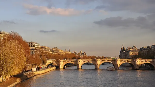 Umzug nach Paris – Bildmotiv: Pont Neuf, Paris 1er 001