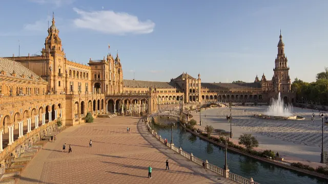 Umzug nach Spanien – Bildmotiv: Plaza de España (Sevilla) - 01