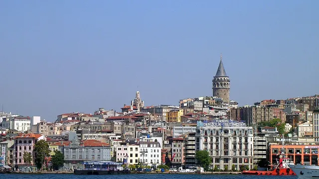 Umzug nach Türkei – Bildmotiv: Galata Tower - Port of Karaköy, 2006