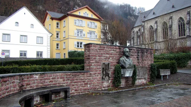 Umzug nach Vaduz: Stadtzentrum