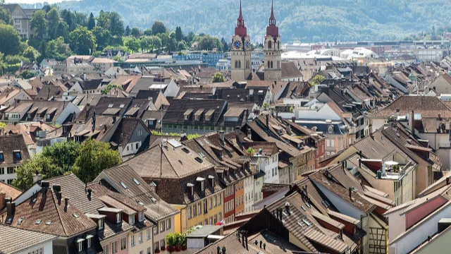 Umzug in Winterthur – Bildmotiv: Blick auf die Winterthurer Altstadt